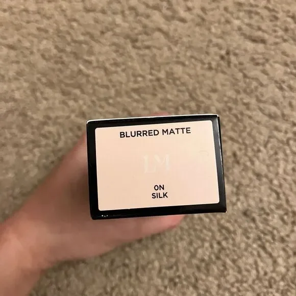 NWOT Laura Mercier Tinted Moisturizer Blurred Matte - On Silk - Picture 4 of 5